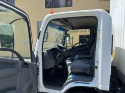 20 Foot Isuzu Van with Liftgate-Slat lined full